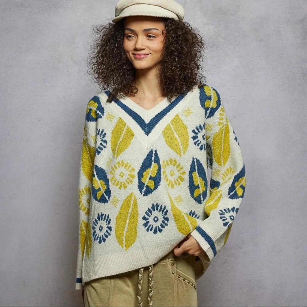 NWT POL Chic Boho V-Neck Sweater